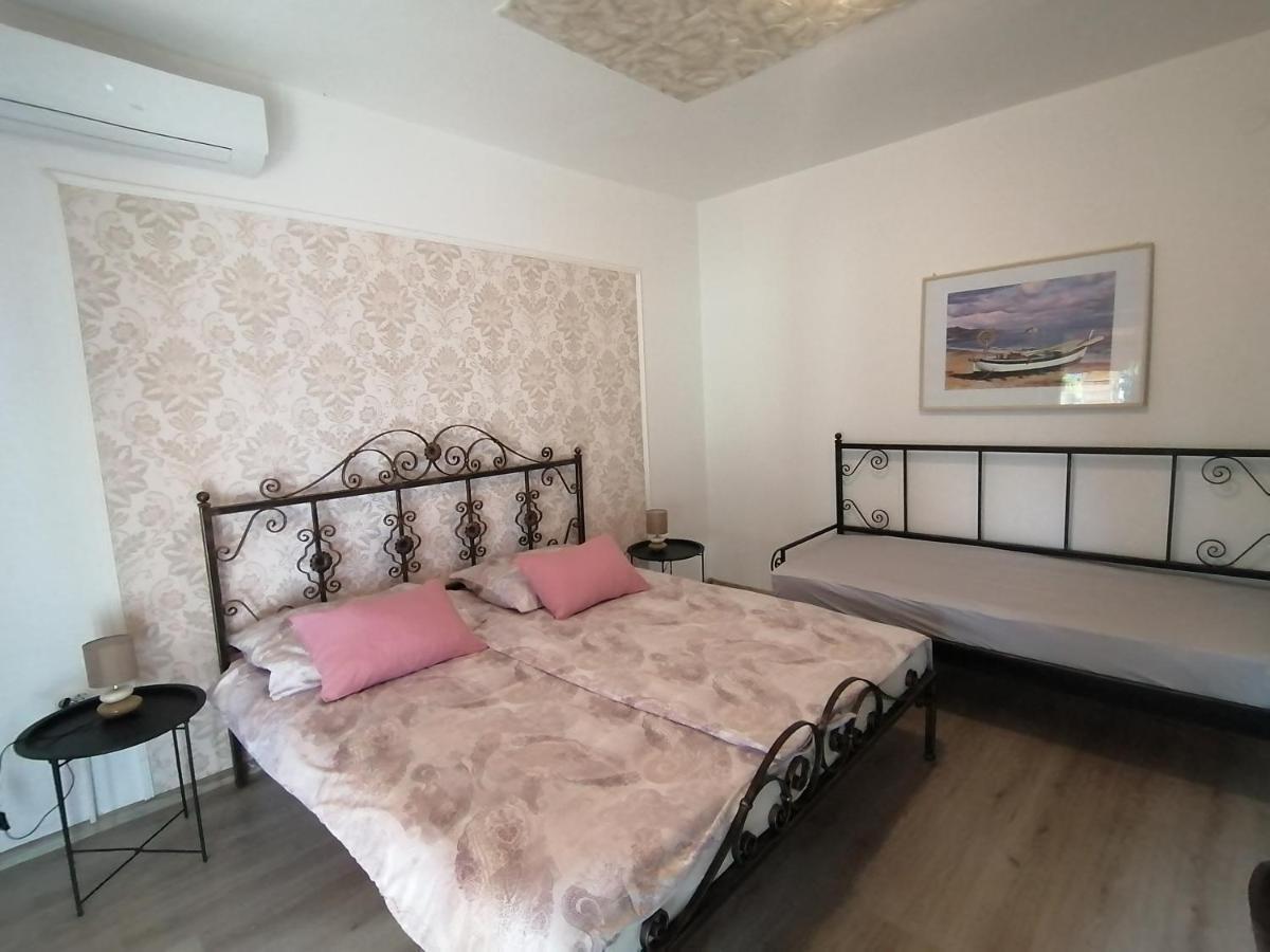 Slim Apartman I Sobe Medulin Buitenkant foto